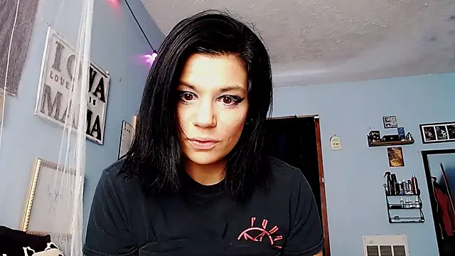 Snapshot of ovmilf chatting on February 8, 6:55 pm ovmilf online show from February 8, 6:55 pm