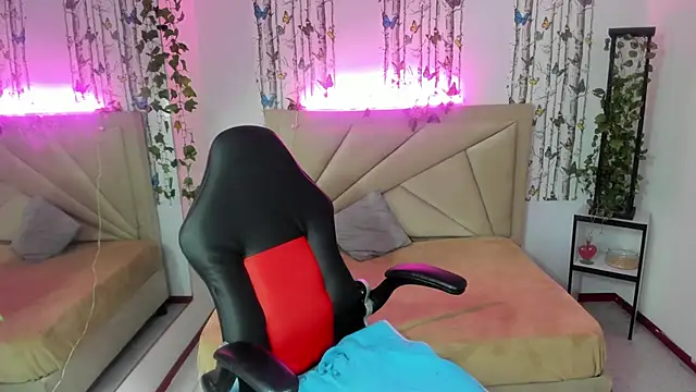 anna moon11 online show from February 20, 4:09 am