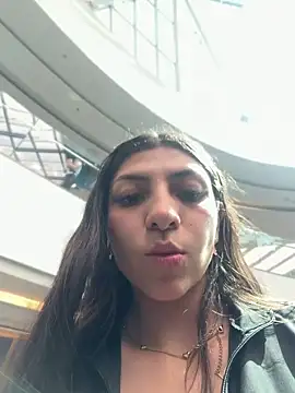 Snapshot of arieel__722 chatting on June 9, 6:52 pm arieel 722 online show from June 9, 6:52 pm