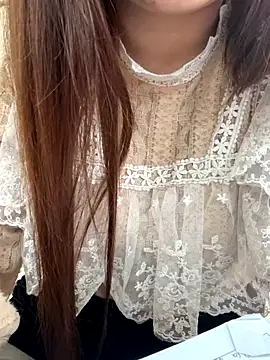 PhuongNhi21 online show from December 17, 2:39 am