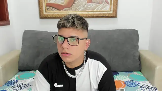 DavilANDkevin2 online show from November 7, 2:11 am