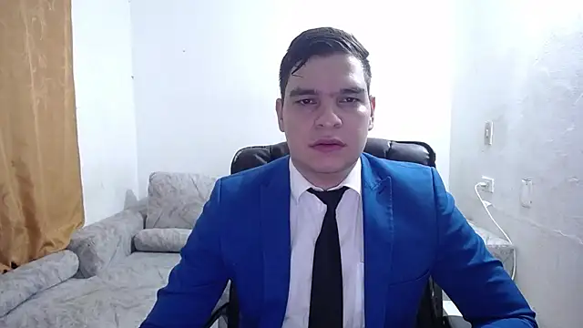 Snapshot of Victor_Maitland chatting on May 21, 3:46 am Victor Maitland online show from May 21, 3:46 am