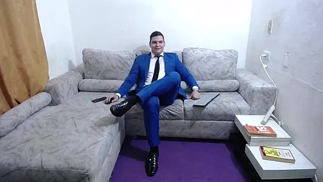 Snapshot of Victor_Maitland chatting on May 28, 3:59 am Victor Maitland online show from May 28, 3:59 am
