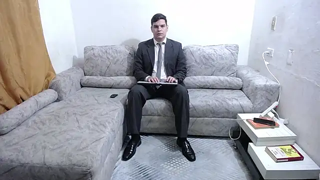 Snapshot of Victor_Maitland chatting on June 6, 3:55 am Victor Maitland online show from June 6, 3:55 am