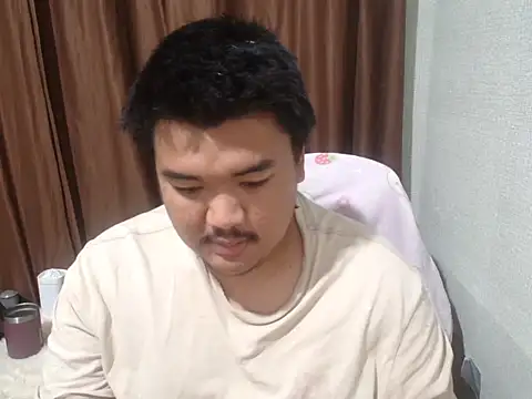 Snapshot of arthur_shelby2 chatting on April 22, 1:23 pm arthur shelby2 online show from April 22, 1:23 pm