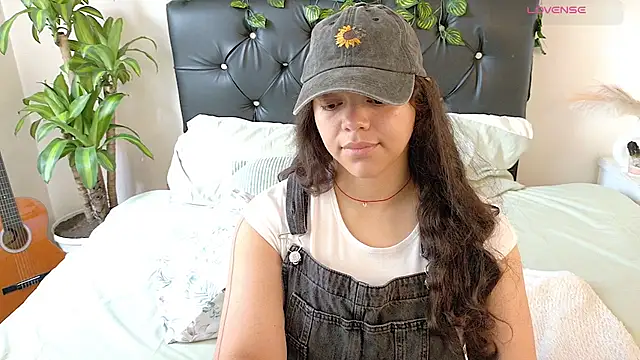 Amanda sweet online show from March 6, 1:07 pm