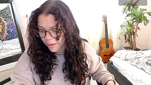 Snapshot of Amanda_sweet chatting on July 30, 2:05 pm Amanda sweet online show from July 30, 2:05 pm