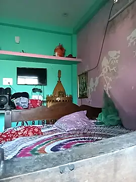 Snapshot of Desi_couple305 chatting on October 15, 2:11 am Desi couple305 online show from October 15, 2:11 am