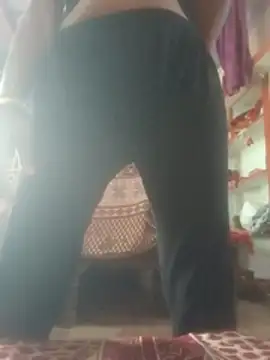 Snapshot of Desi_couple305 chatting on November 10, 3:16 am Desi couple305 online show from November 10, 3:16 am