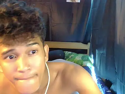 kenbigcockxx online show from March 10, 7:13 am