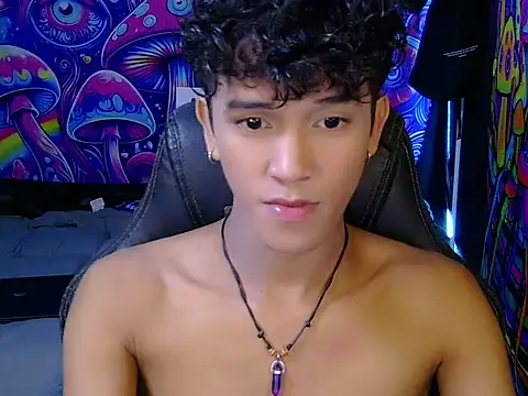 kenbigcockxx online show from May 26, 1:29 pm