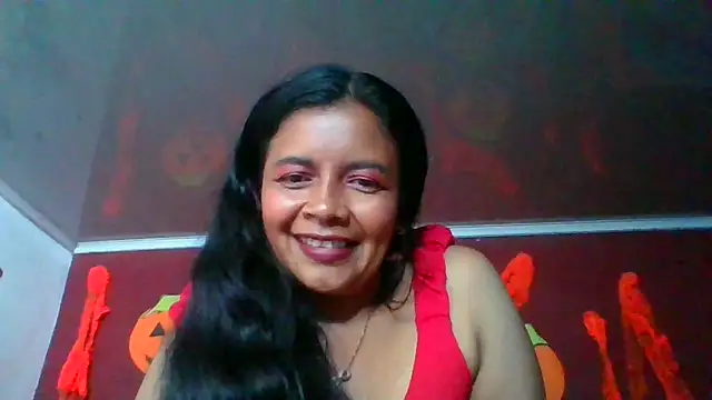Snapshot of DianaOchoa_ chatting on October 28, 8:07 am DianaOchoa online show from October 28, 8:07 am