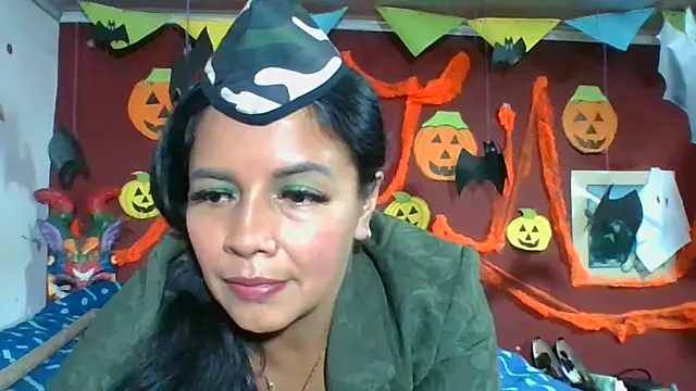 Snapshot of DianaOchoa_ chatting on October 30, 4:36 am DianaOchoa online show from October 30, 4:36 am
