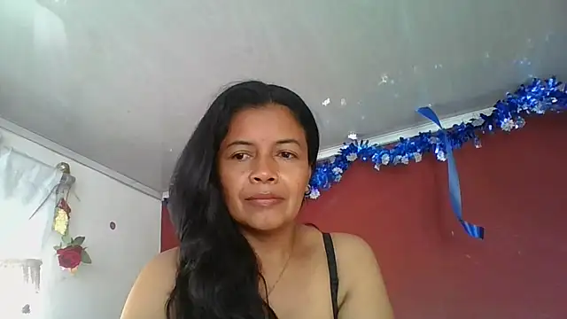 Snapshot of DianaOchoa_ chatting on November 25, 1:11 pm DianaOchoa online show from November 25, 1:11 pm