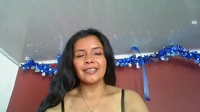 Snapshot of DianaOchoa_ chatting on December 14, 4:12 pm DianaOchoa online show from December 14, 4:12 pm