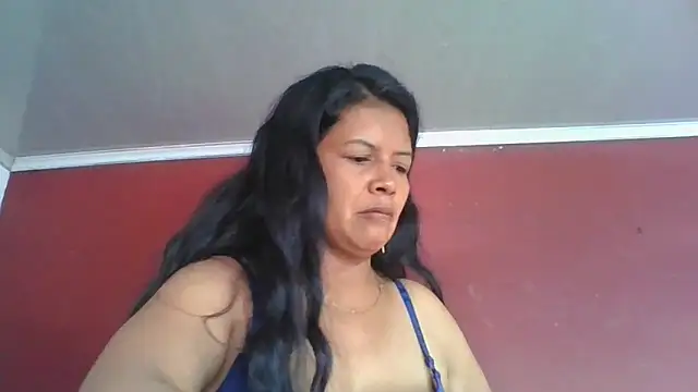 Snapshot of DianaOchoa_ chatting on June 2, 11:56 am DianaOchoa online show from June 2, 11:56 am