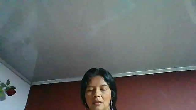 DianaOchoa  online show from June 29, 4:30 am