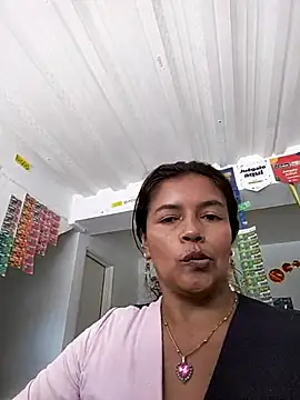 DianaOchoa  online show from July 21, 5:04 pm