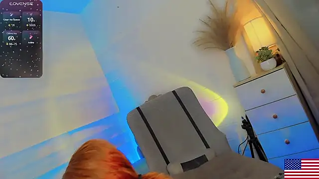 Snapshot of Queen_Of_all_Media chatting on October 2, 9:33 pm Queen Of all Media online show from October 2, 9:33 pm