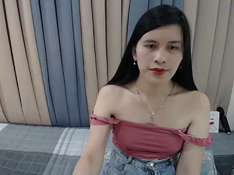 Snapshot of pinay_amaliax chatting on May 11, 2:56 pm pinay amaliax online show from May 11, 2:56 pm