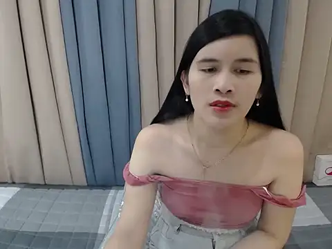Snapshot of pinay_amaliax chatting on May 20, 12:33 pm pinay amaliax online show from May 20, 12:33 pm
