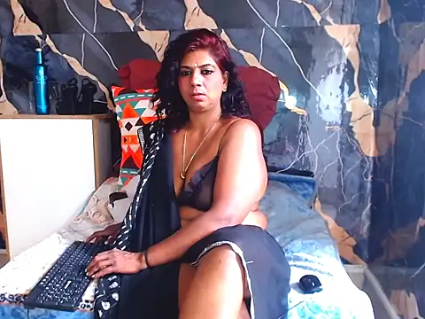 indianerotica69 online show from November 23, 8:25 am