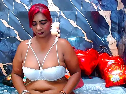 Snapshot of indianerotica69 chatting on June 14, 5:15 pm indianerotica69 online show from June 14, 5:15 pm