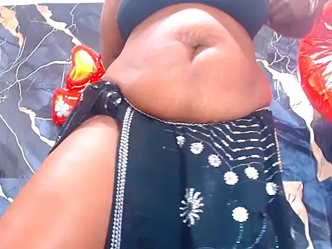indianerotica69 online show from June 30, 11:44 am