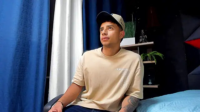 jaze bradley online show from November 15, 12:13 pm