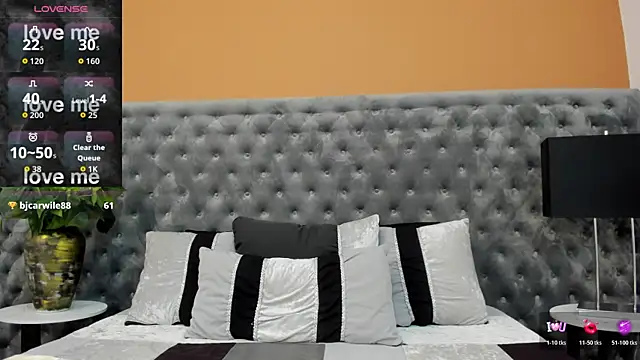 Snapshot of ValeSantoDomingo chatting on July 15, 9:53 pm ValeSantoDomingo online show from July 15, 9:53 pm