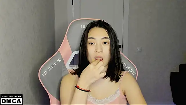 Snapshot of MeilideQian1 chatting on October 20, 5:57 pm MeilideQian1 online show from October 20, 5:57 pm