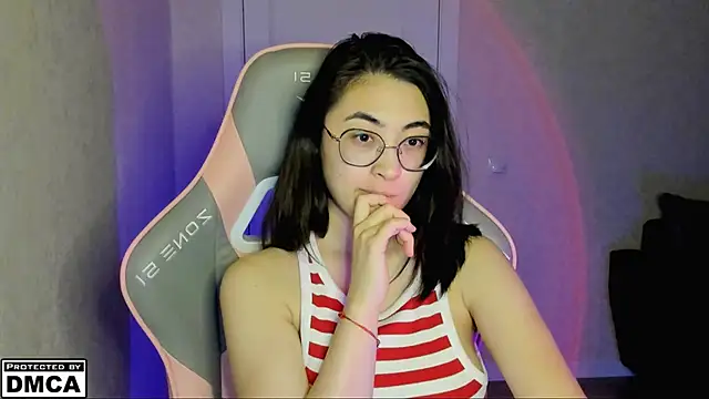 Snapshot of MeilideQian1 chatting on November 22, 5:34 pm MeilideQian1 online show from November 22, 5:34 pm