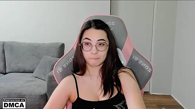 MeilideQian1 online show from April 11, 2:21 pm