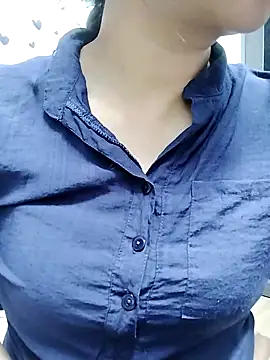 babychill09 online show from April 10, 1:38 pm