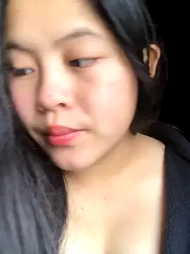 Snapshot of Tiiahpu chatting on December 16, 1:21 am Tiiahpu online show from December 16, 1:21 am