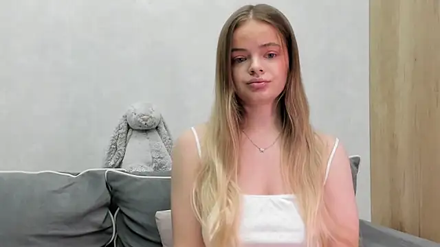 Sarah keyy online show from February 26, 5:56 pm