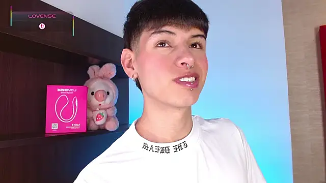 Ezra Storm online show from November 30, 5:22 am