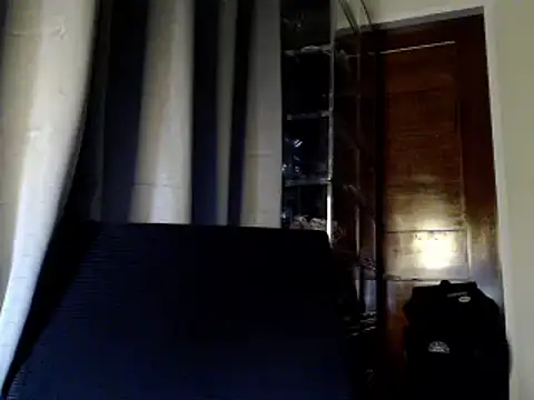 Snapshot of candycrushyyy chatting on October 3, 7:11 pm candycrushyyy online show from October 3, 7:11 pm