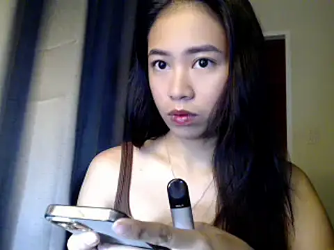 Snapshot of candycrushyyy chatting on October 29, 11:17 pm candycrushyyy online show from October 29, 11:17 pm