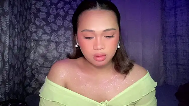 Snapshot of Exotic_alyssa69 chatting on June 29, 4:18 pm Exotic alyssa69 online show from June 29, 4:18 pm