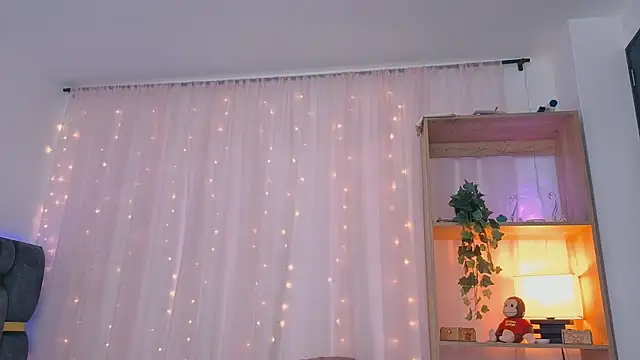 Snapshot of anitaglow chatting on September 28, 4:34 pm anitaglow online show from September 28, 4:34 pm