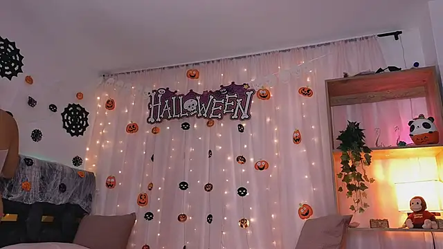 Snapshot of anitaglow chatting on October 20, 9:59 pm anitaglow online show from October 20, 9:59 pm