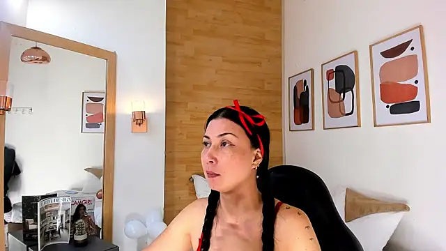 Alexia milf  online show from October 18, 11:33 am