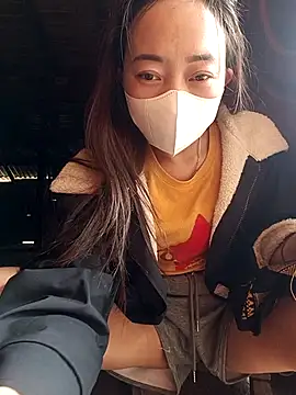 Zhan99999 online show from May 4, 3:57 am