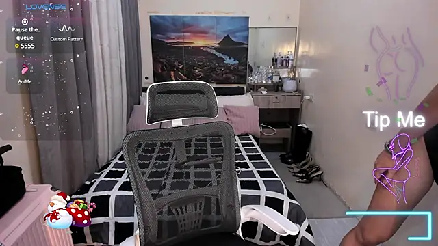 Snapshot of Miss_VictoriaWilliams chatting on February 14, 10:06 pm Miss VictoriaWilliams online show from February 14, 10:06 pm