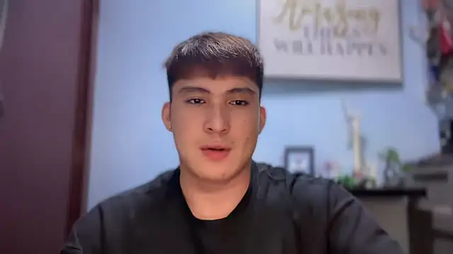 lovely jay online show from October 3, 5:43 pm