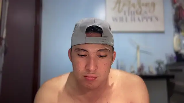 lovely jay online show from February 6, 12:30 pm