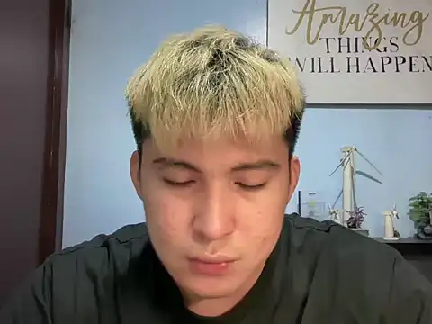 Snapshot of lovely_jay chatting on May 13, 3:42 pm lovely jay online show from May 13, 3:42 pm