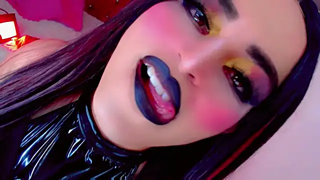 Snapshot of Yareth_Rouss_ chatting on November 27, 6:15 am Yareth Rouss online show from November 27, 6:15 am