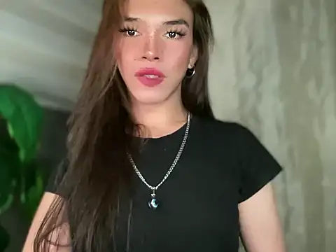 Snapshot of Misselliefayexxx chatting on February 7, 11:19 pm Misselliefayexxx online show from February 7, 11:19 pm